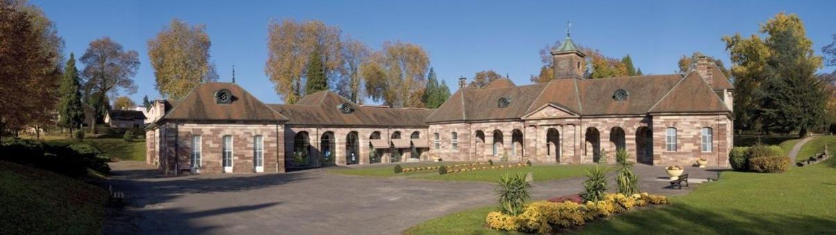 Villa Des Capucins ليوكسيل لو بينز المظهر الخارجي الصورة
